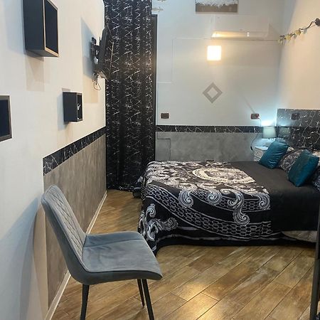 Vacanze Da Angela - Orto Botanico Наполи Екстериор снимка