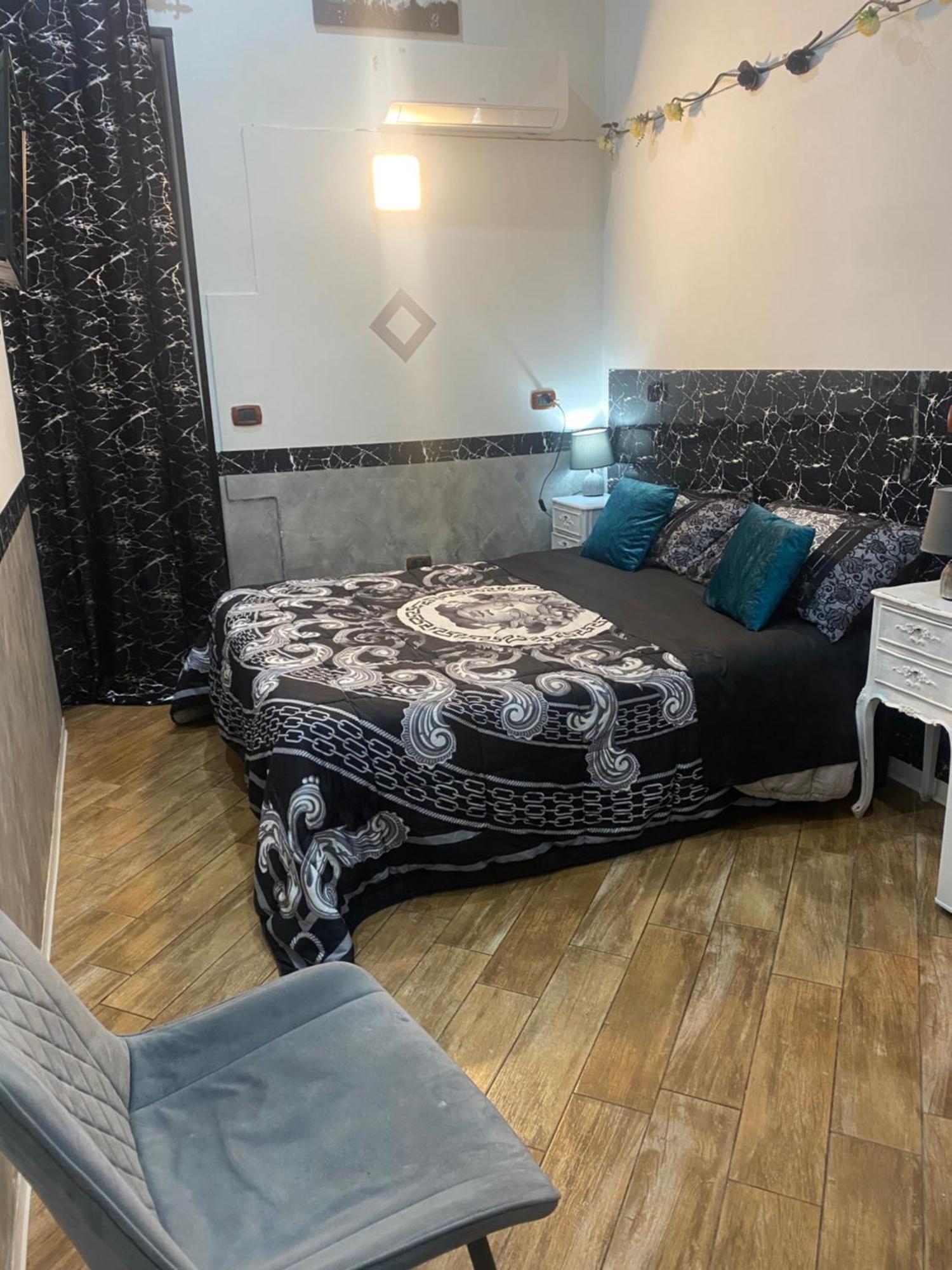 Vacanze Da Angela - Orto Botanico Наполи Екстериор снимка